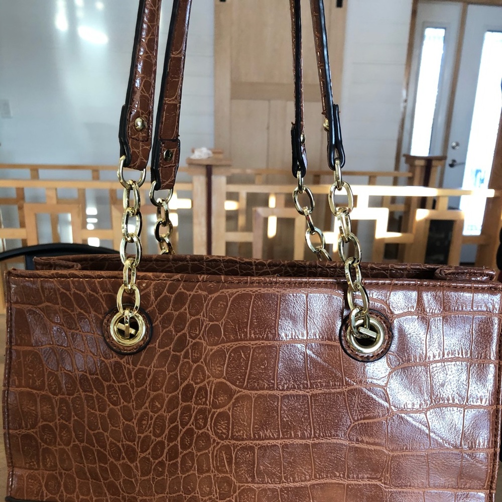 Ann Klein shoulder bag